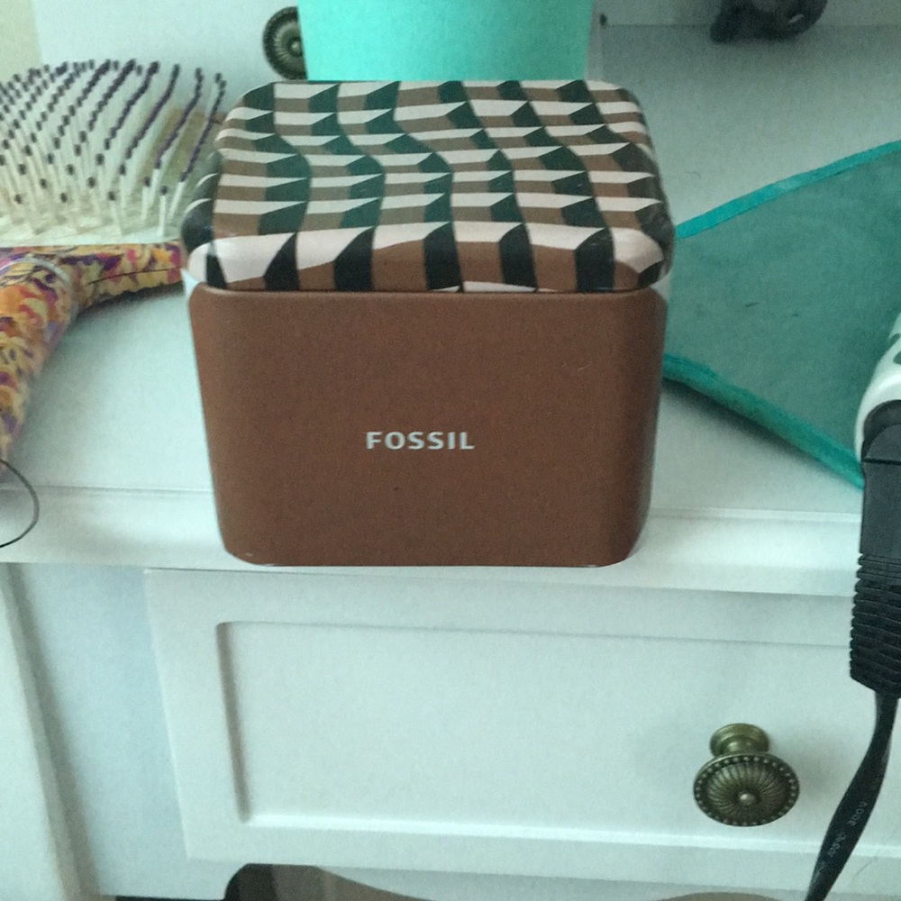 Fossil Watch - Picture 5 of 6